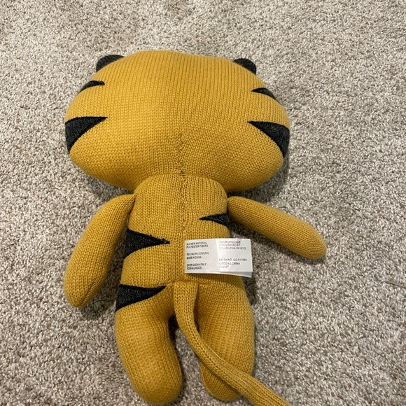 Anthropologie LAUVELY TIGER 12" Knit Plush Circus Laura Cima Stuffed Animal. New - Picture 2 of 3